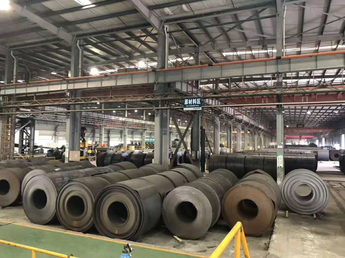 方管生產加工車間
